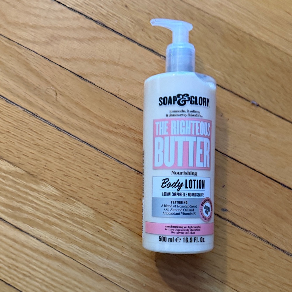 Soap & Glory Pink and White Body Lotion